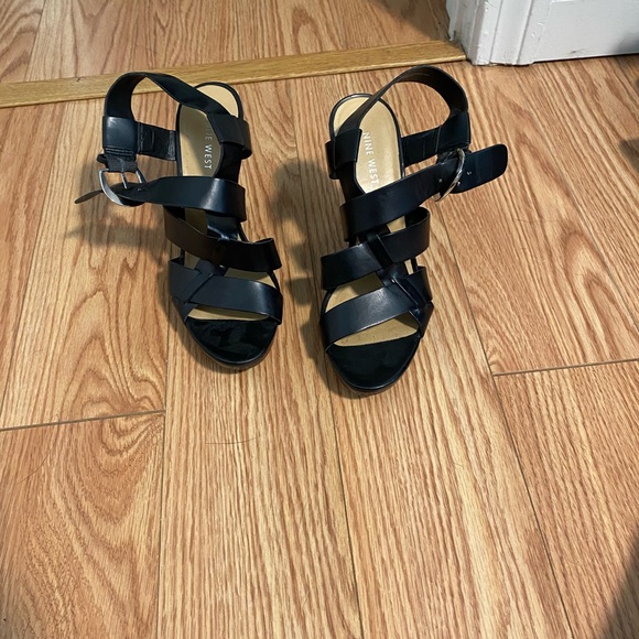 Nine West Heels - Picture 1 of 2